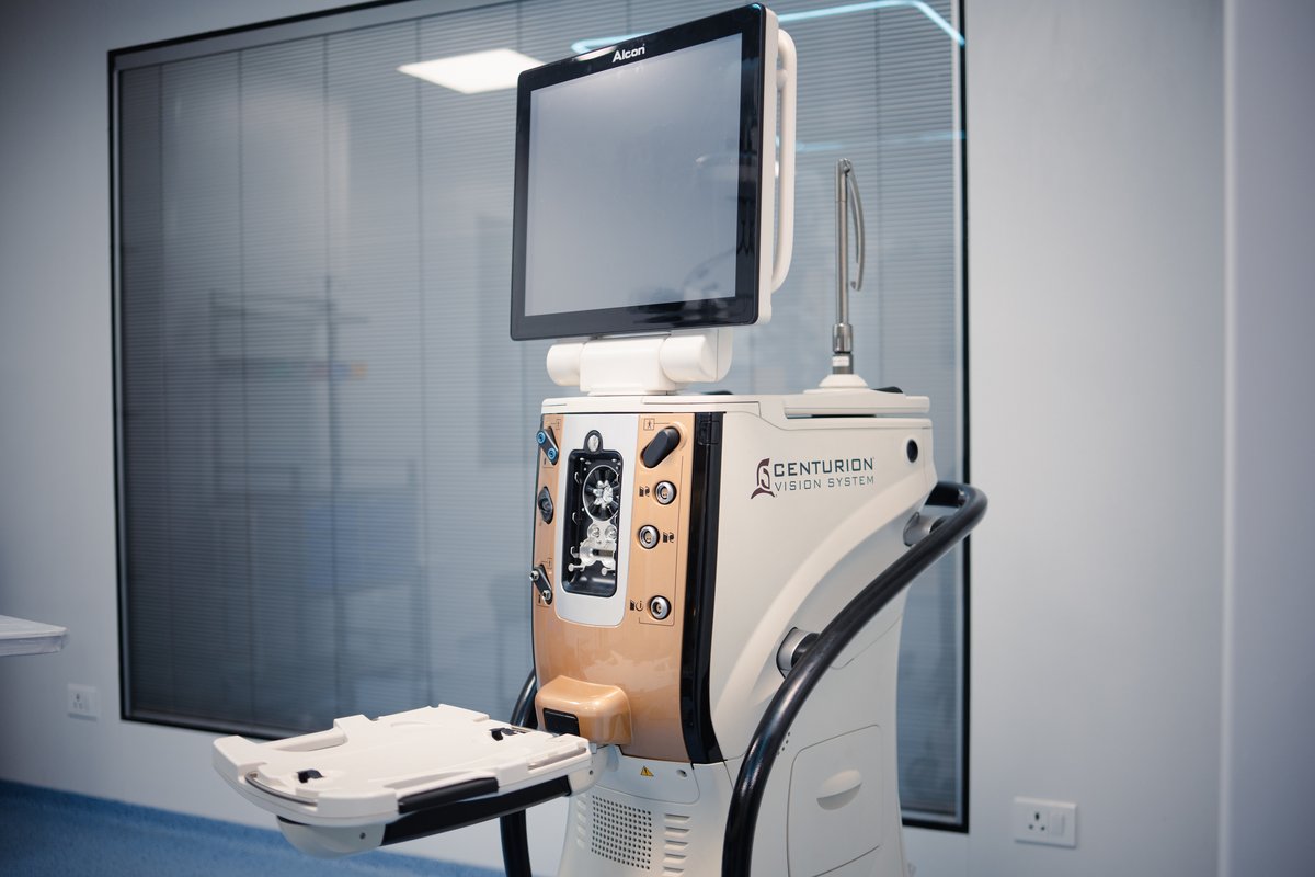 Alcon Centurion Gold phacoemulsification system for cataract surgery at ShivAnuj Eye Hospital, Vadodara